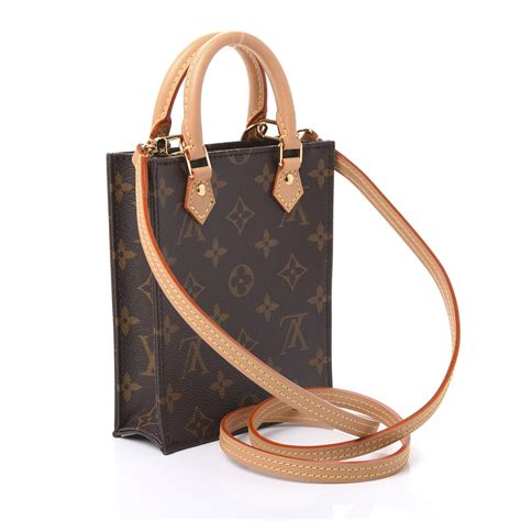 petit sac pochette louis vuitton|Louis Vuitton monogram sac plat.